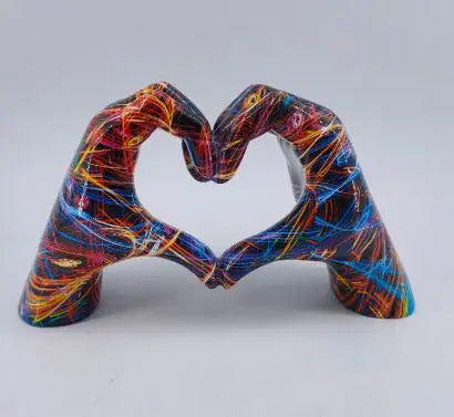 Heart Hand Statue – Modern Love-Inspired Sculpture | Aesthetic Home Decor for Desk, Shelf & Tabletop Styling"